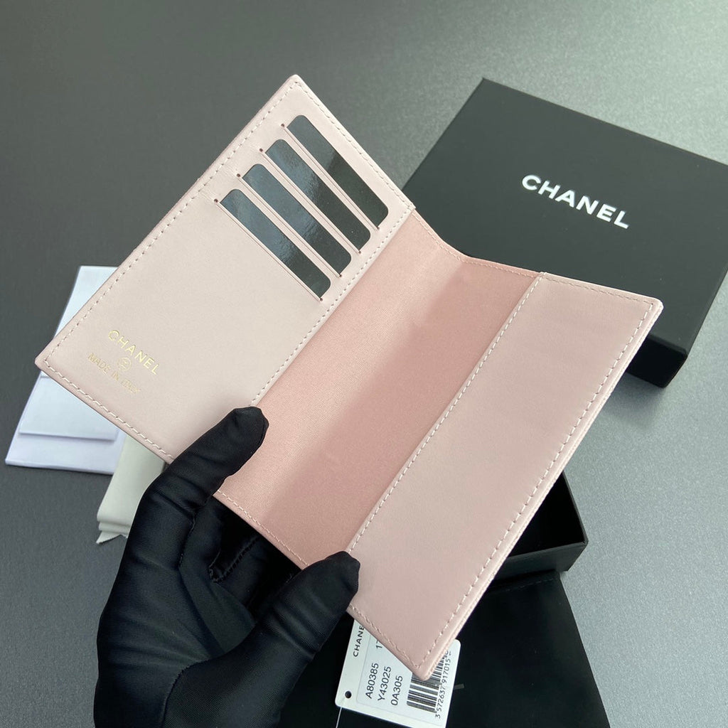 CC Passport Holder Light Pink Caviar 234707