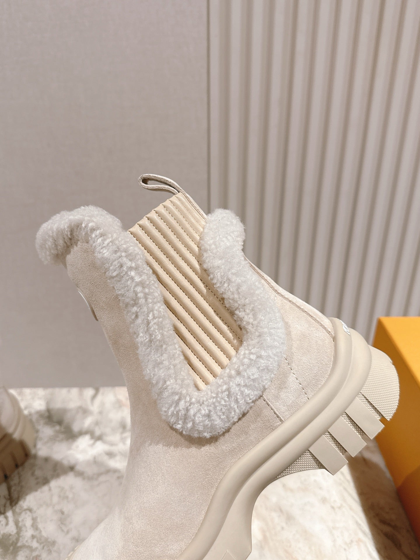 LV Ruby Flat Ankle Boot 50mm Beige Suede & Fur 450347