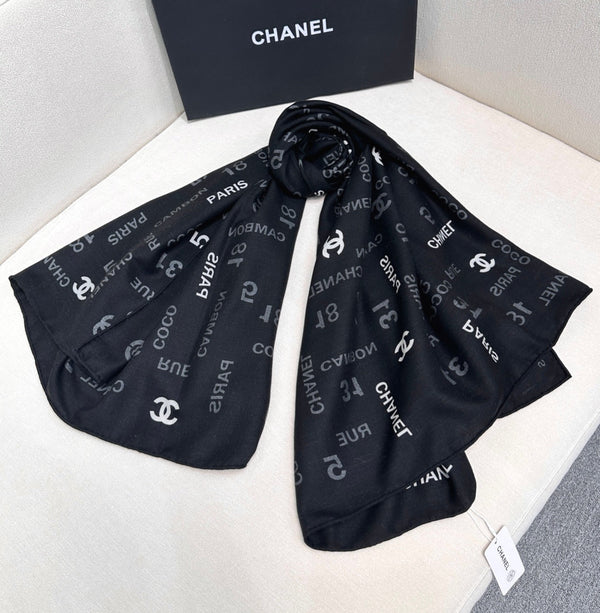 CC Square Scarf 140 CM In Black Cashmere Silk  422704