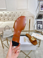 CD 26s Sandals Brown Leather 667112