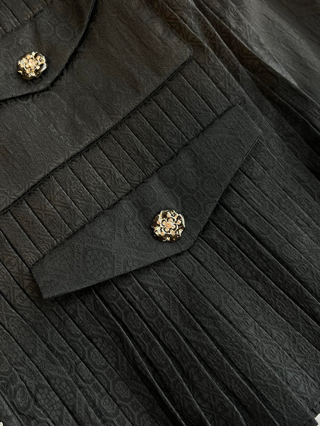 CC 25 Pleated Shirt Black Silk