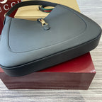 JACKIE LARGE SHOULDER BAG 40 IN BLACK CALFSKIN GOLD HARDWARE
