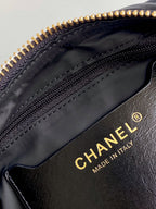HOBO BAG 32 IN BLACK NYLON WITH GOLD METAL