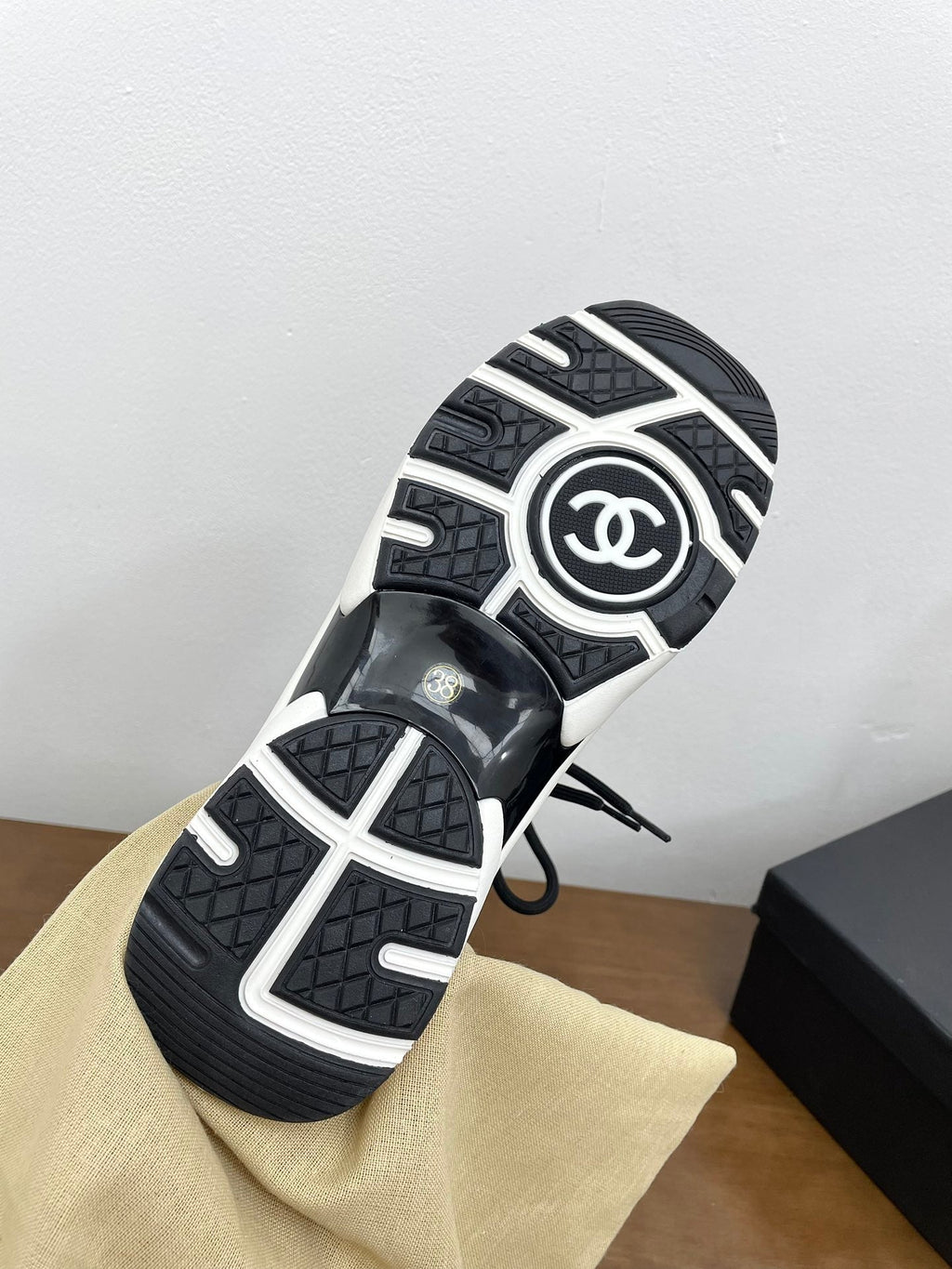 CC Sneaker 30mm Dark Blue White Suede And Wool