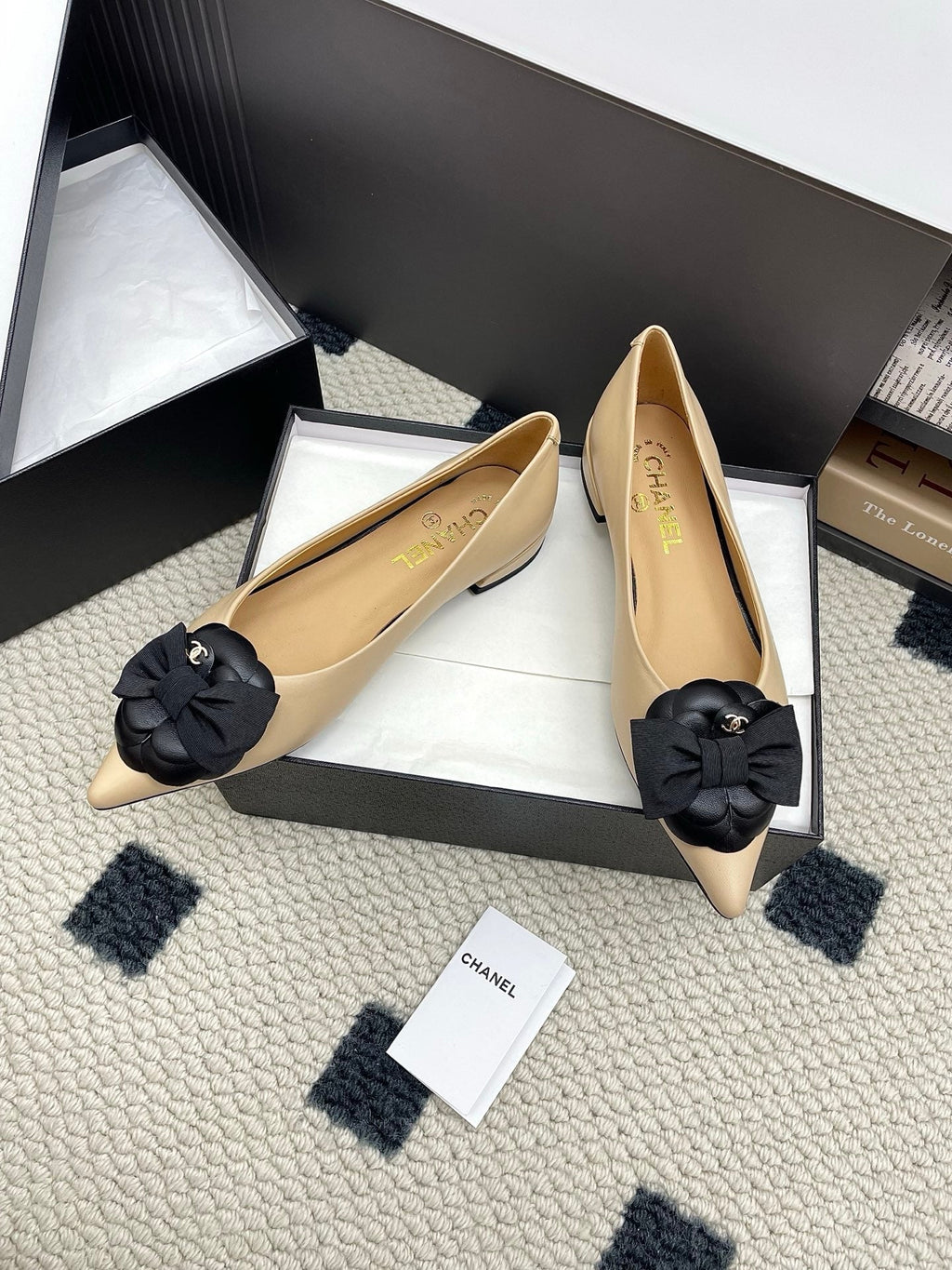 CC Logo Bow with Camellia Ballerina Flats Black Beige Cowhide Sheepskin 427020
