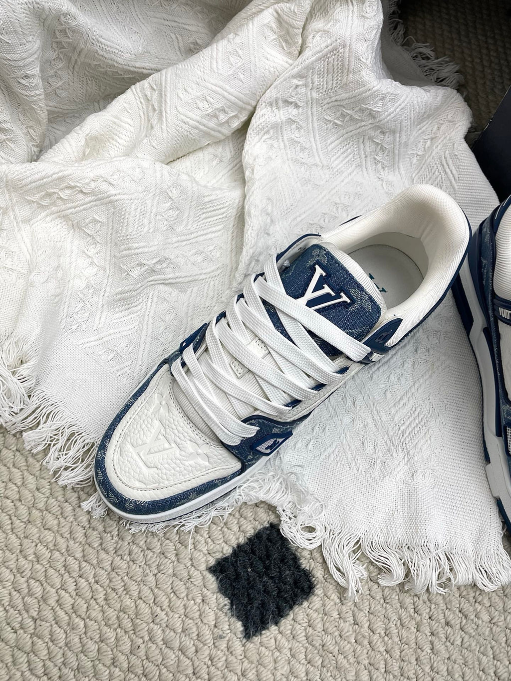 LV Trainer Sneaker Blue White Denim Cowhide 611152