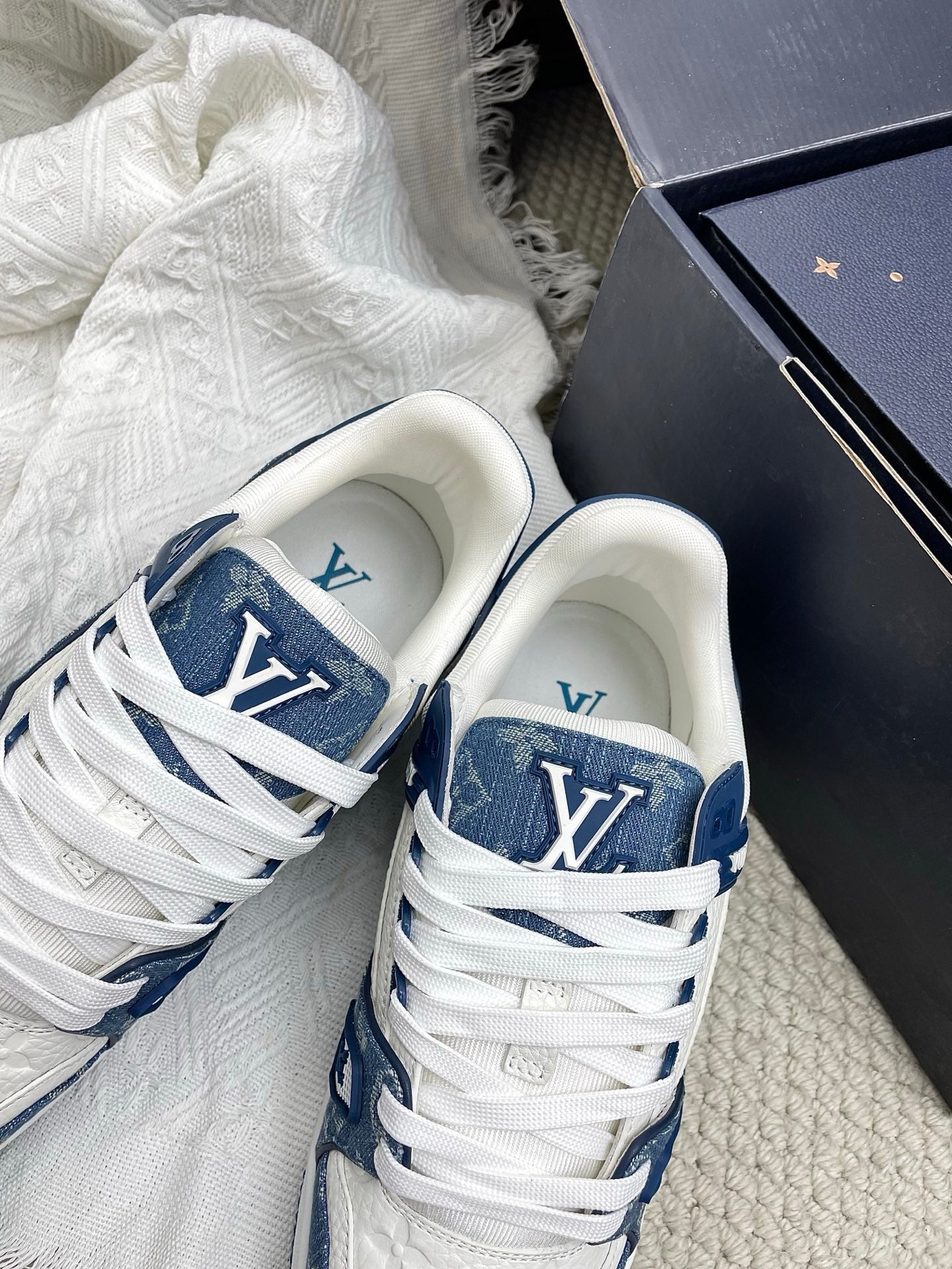 LV Trainer Sneaker Blue White Denim Cowhide 611152