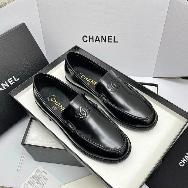 CC 26s Double C Loafers Black Calfskin 645307