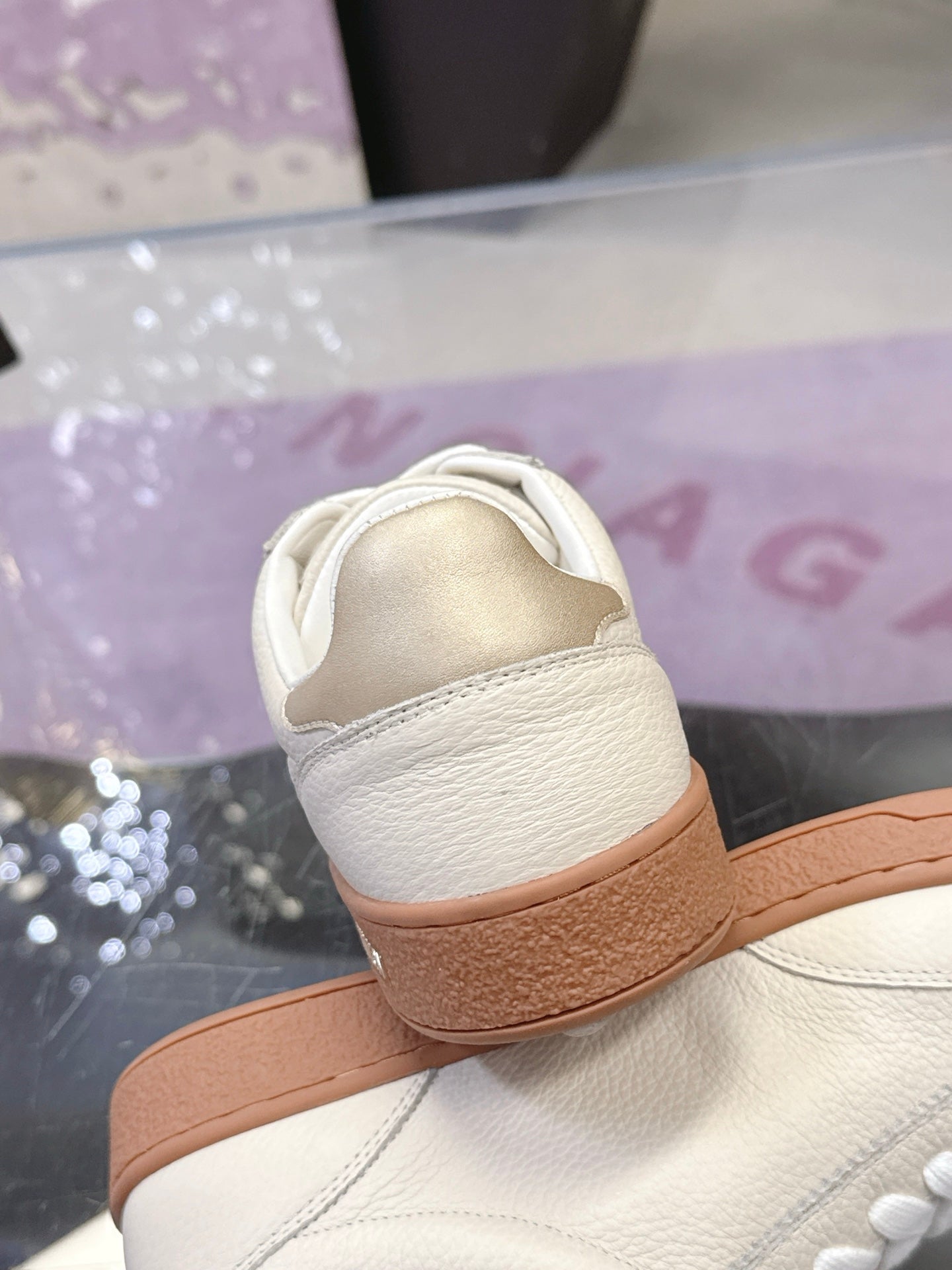LV 26 Frontrow Sneaker Cream Cowhide 599254