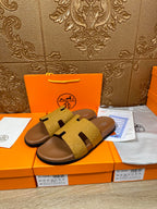 HM IZMIR SLIPPER SAFFRON CALFSKIN
