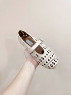 ALAIA HOLLOW BALLET FLAT IN BEIGE LAMBSKIN