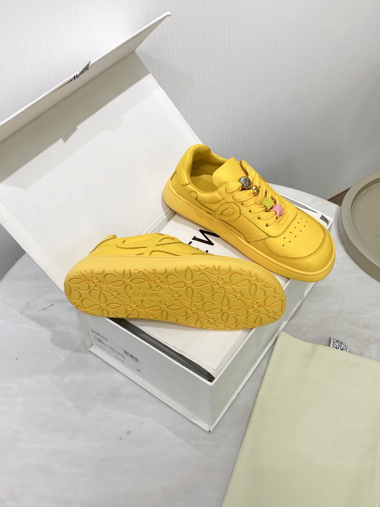 LOEW 26s Jambo Sneaker Yellow Sheepskin 675478