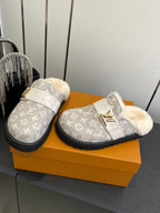 LV Cosy Flat Slippers Comfort Clog Light Khaki Beige Leather Monogram Fur 533470