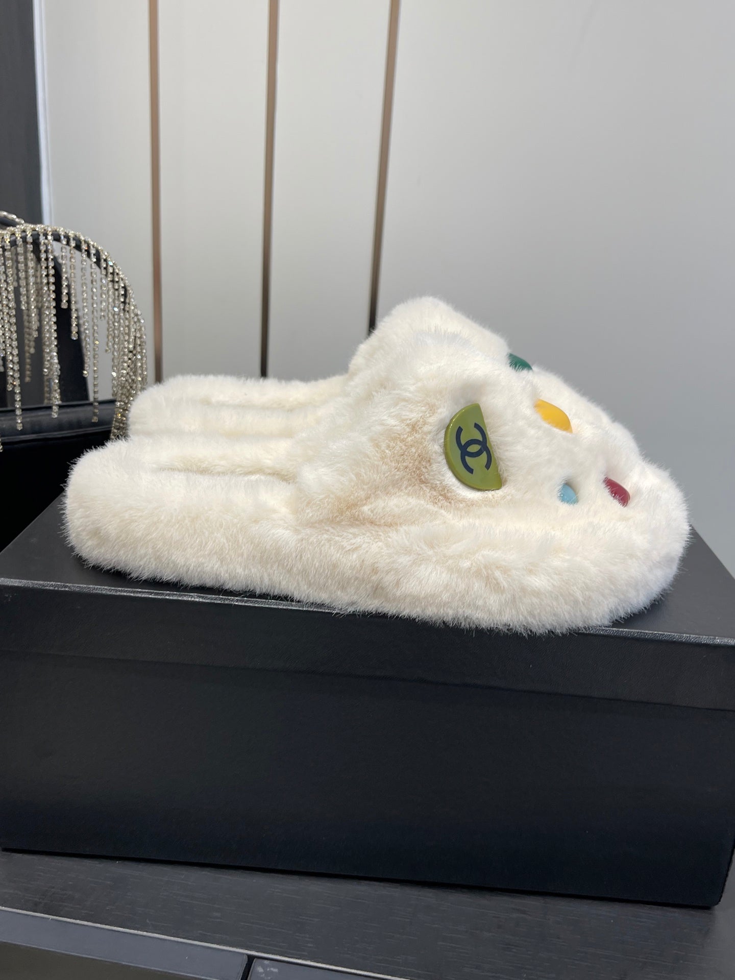 CC Double C Furry Slippers White Fur 554699