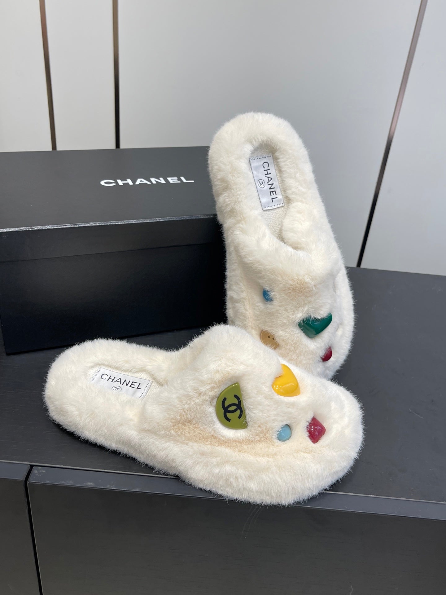CC Double C Furry Slippers White Fur 554699