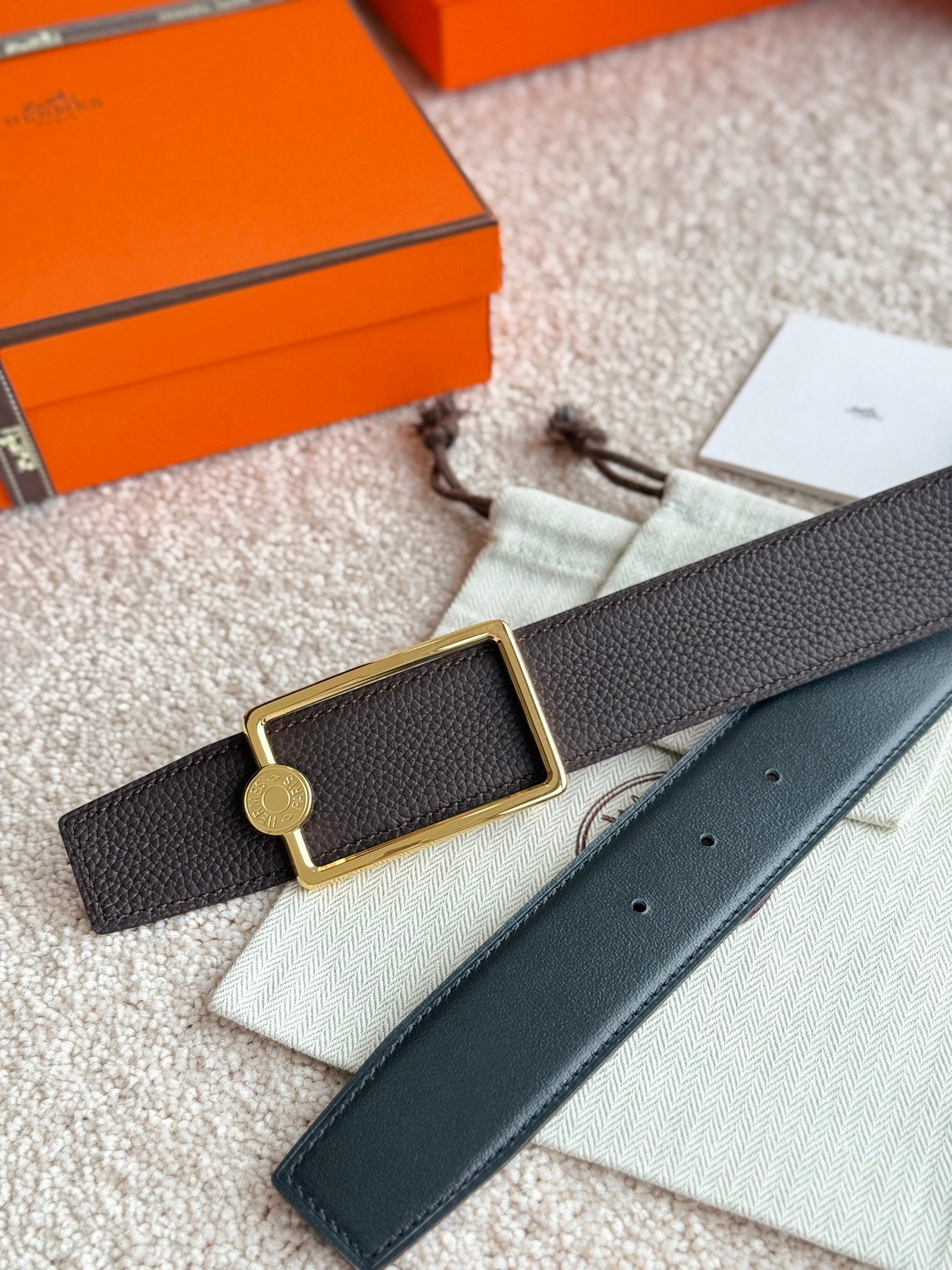 HM Gold Oscar Buckle Belt 38mm Black Chocolate Leather 187785