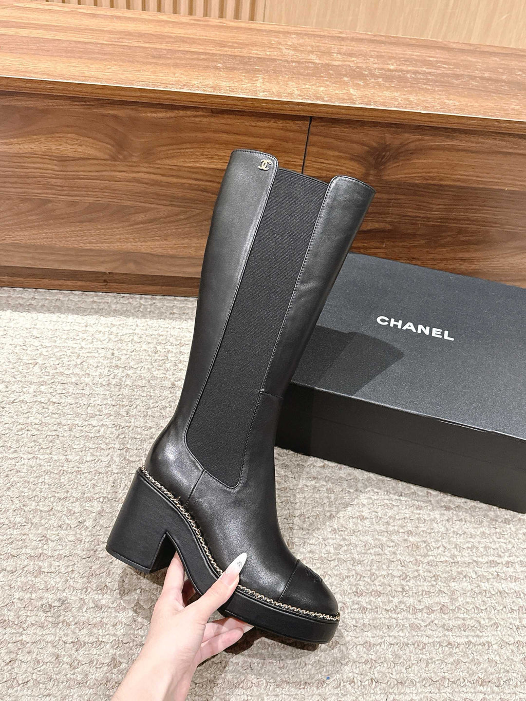 CC 25 Chelsea High Boots With Chain 85mm Black Calfskin 428221