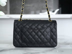 CLASSIC FLAP 23 BLACK CAVIAR GOLD HARDWARE