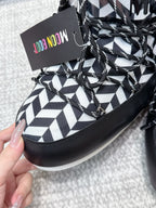 Moon Boot Icon White Black Geometric Print Leather Cavas 515586