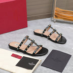 VT 25 Rockstud leather slides Black Sheepskin 289663