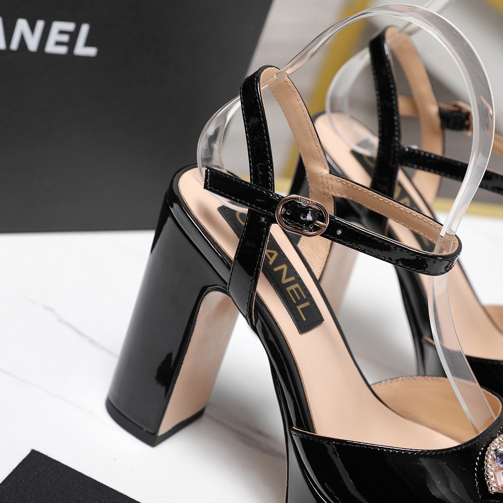 CC 25s Multicolor Stones Buckle Sandals 110mm Black Patent Leather & Sheepskin 425827