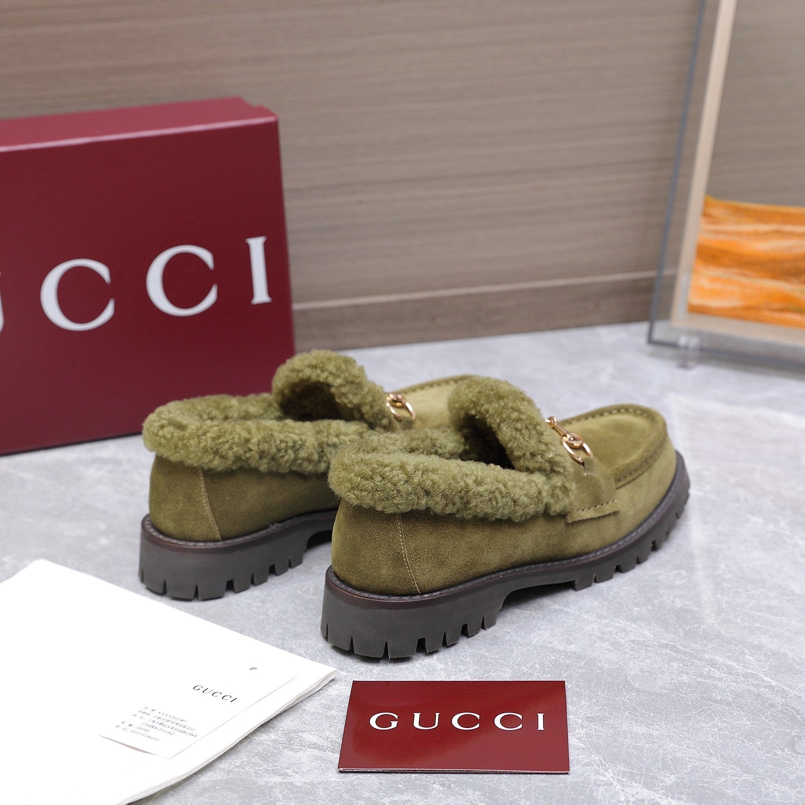 GG Women's Loafer Horsebit Olive Green Suede Shearing 547323