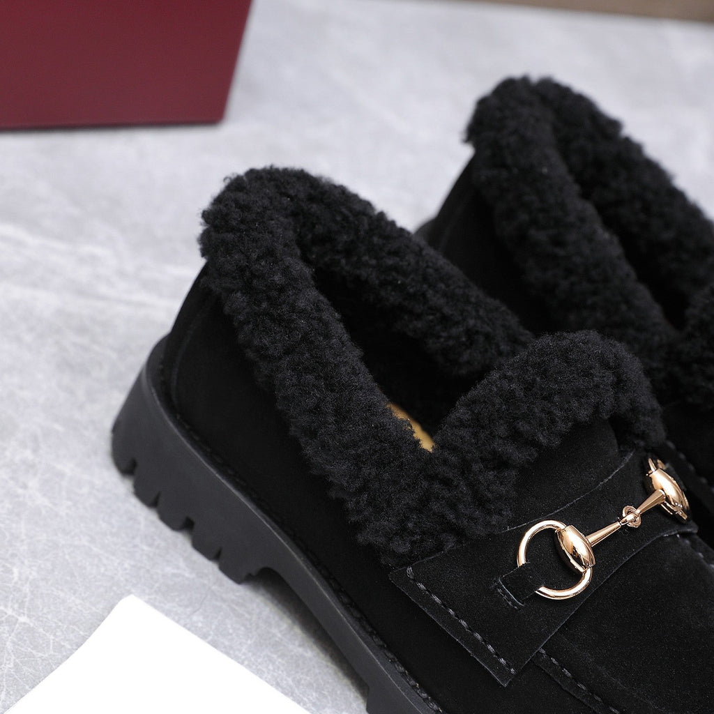 GG Women's Loafer Horsebit Black Suede Shearing 547326