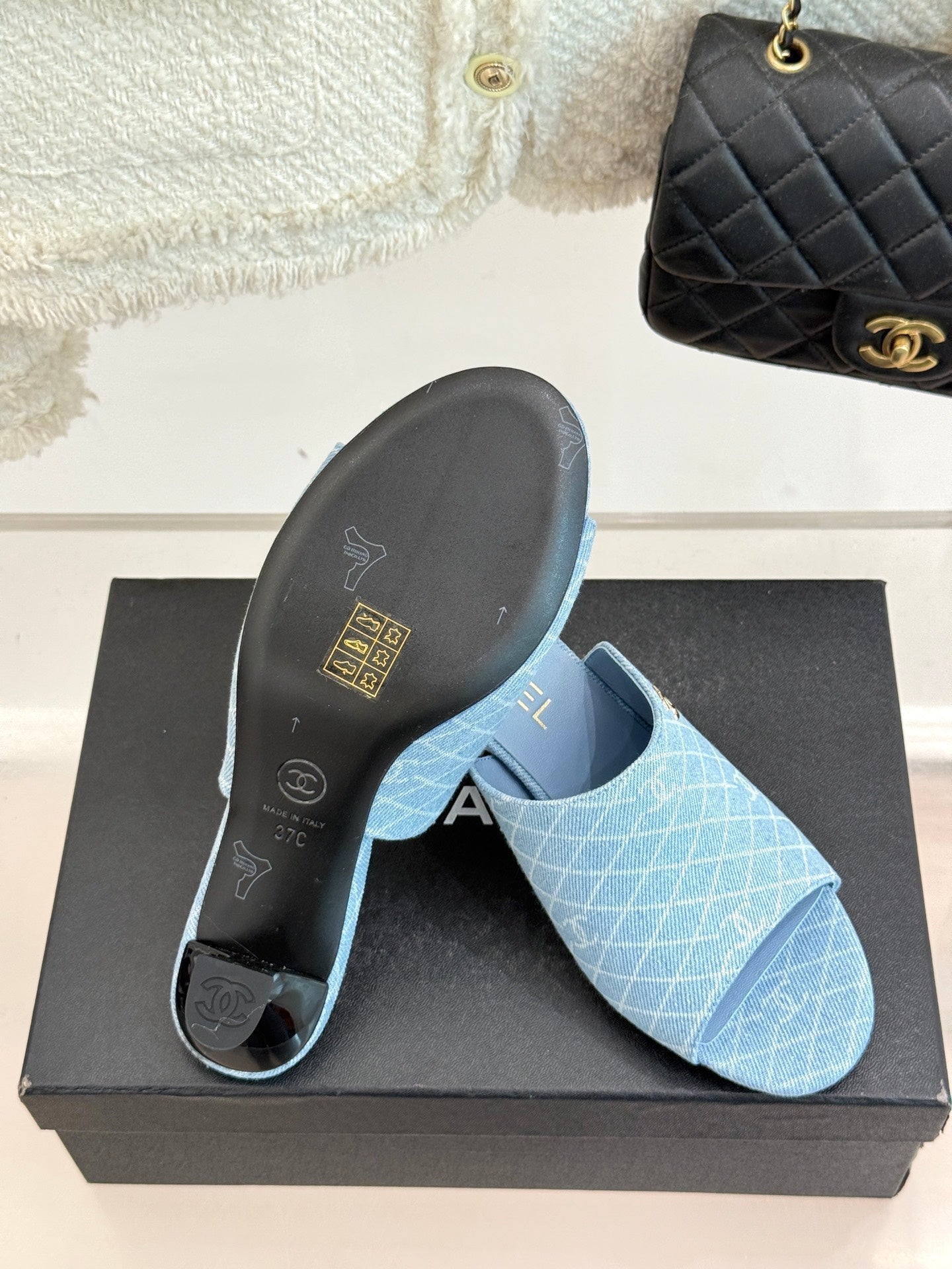 CC 26 Sandal Light Blue Denim Fabric Sheepskin 609963