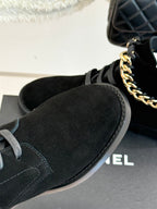 CC Classic Large Chain Martin Booots Black Suede  404671