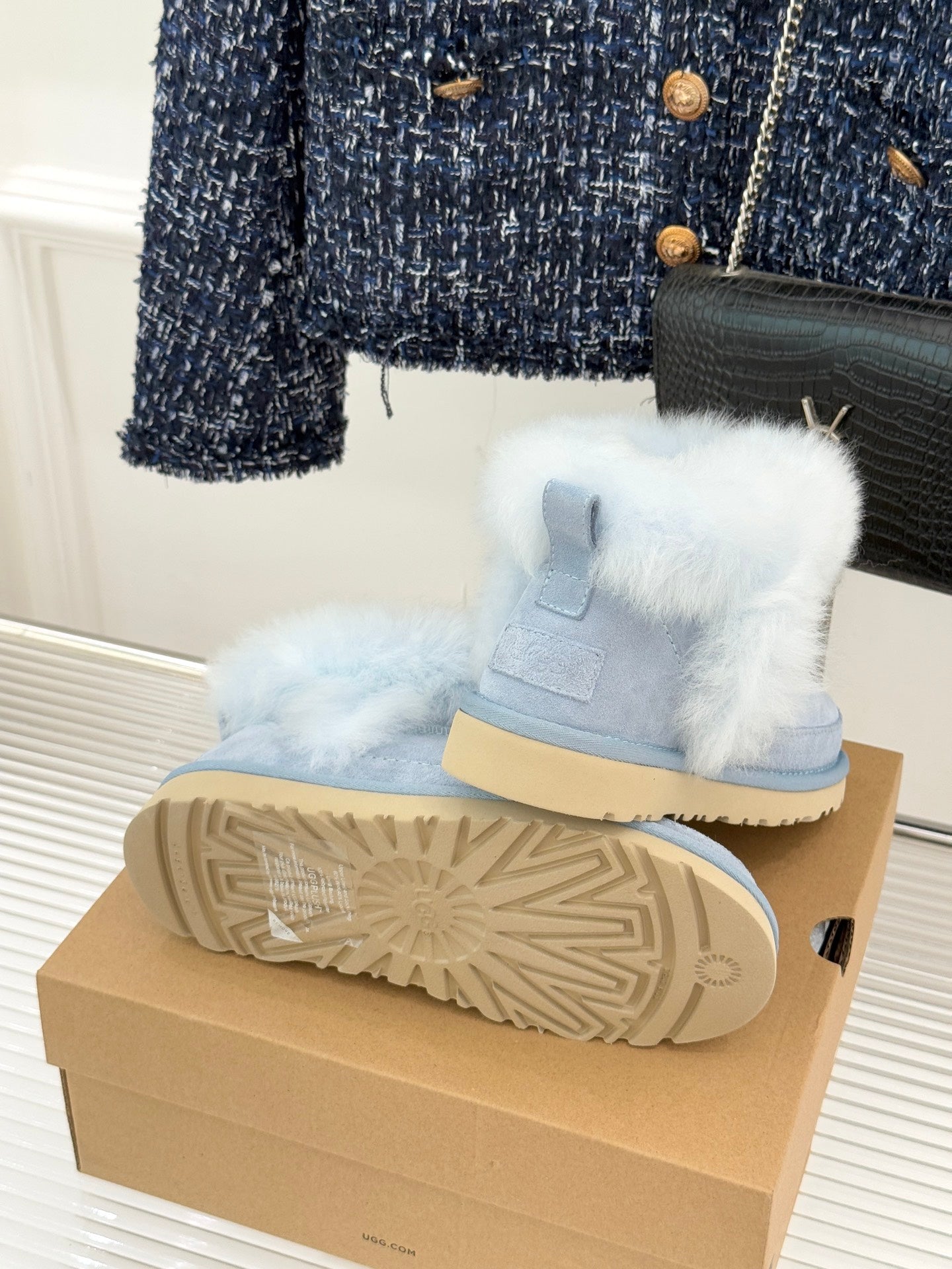UGG Classic Ultra Mini Chalet Boots Light Blue Suede Sheepskin Cuff 517487