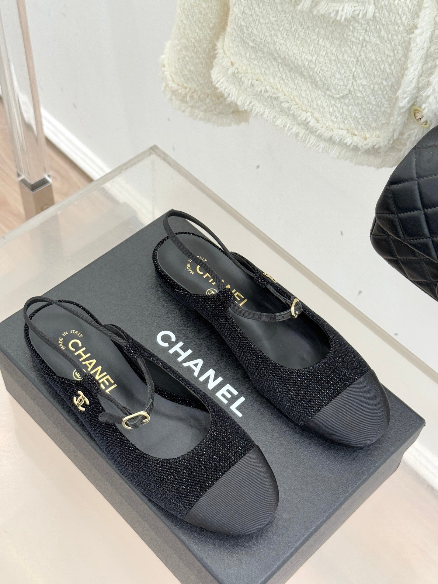 26C Two-tone Double C Flat Shoes Black Tweed 557690