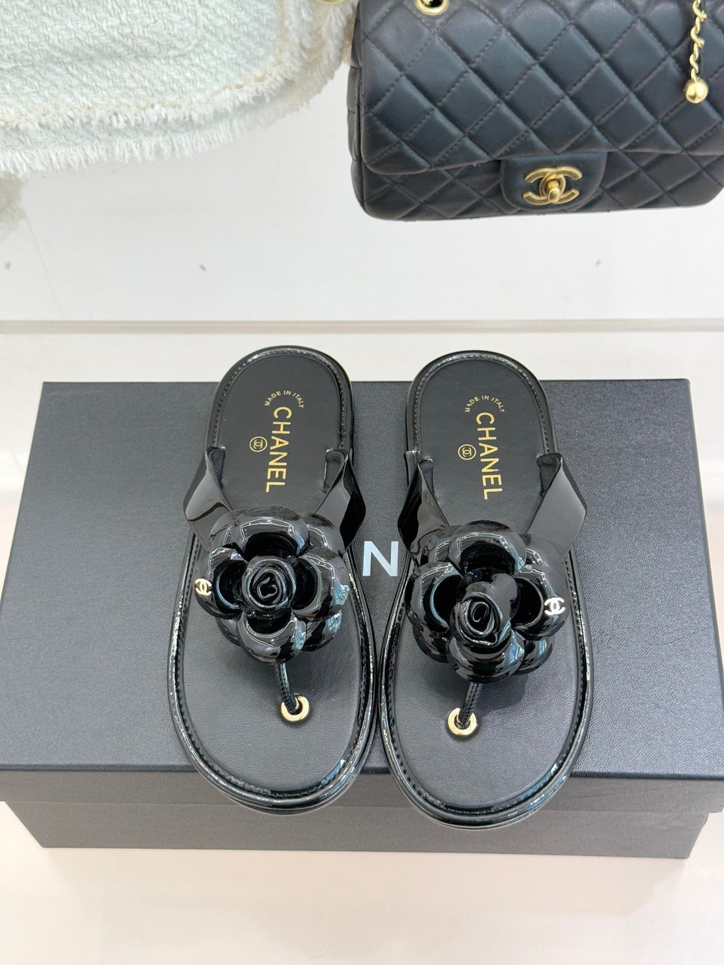 CC 26C Early Spring Camellia Slide Black Calfskin & Patent Leather