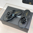 CC 26C Early Spring Camellia Slide Black Calfskin & Patent Leather
