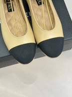CC 26C Double C Ribbon Flat Shoes Black Beige Cafskin Fabric 557534