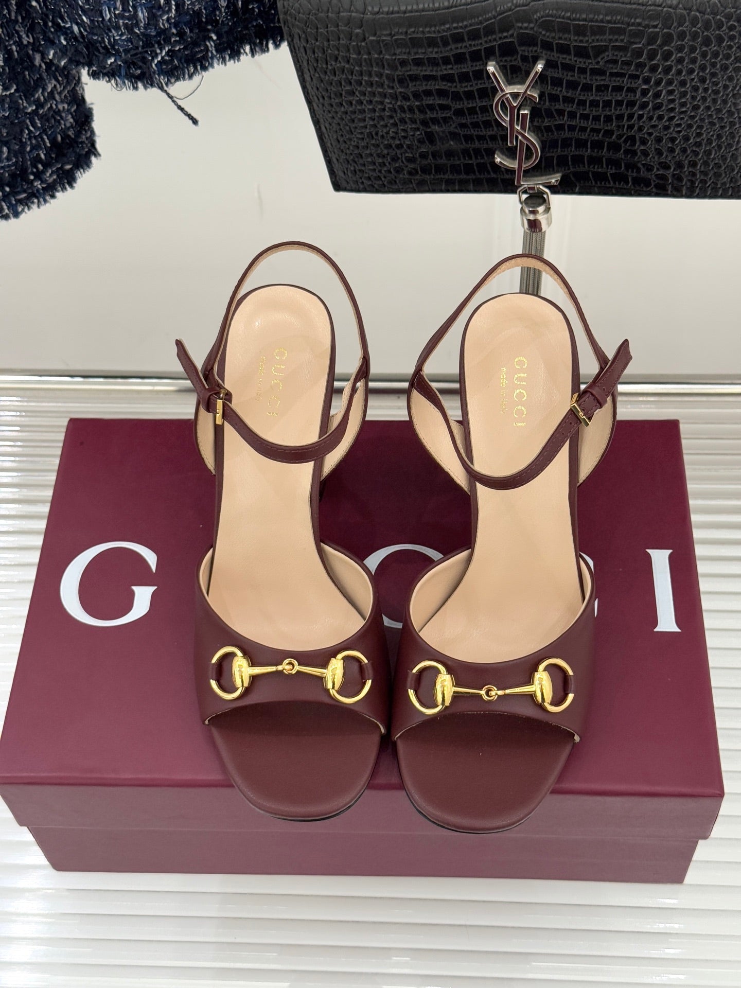 GG 26WF Chunky Heel Sandals 5cm Rosso Ancora Sheepskin 632553