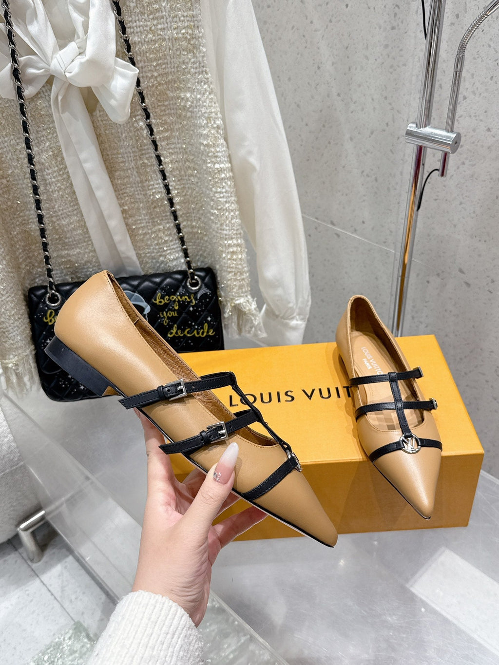 LV 6AM Flat Ballerina Beige Calfskin 610739