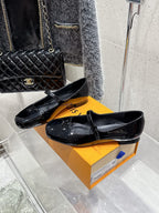 LV Swing Ballet Flat Black Patent Leather 610711