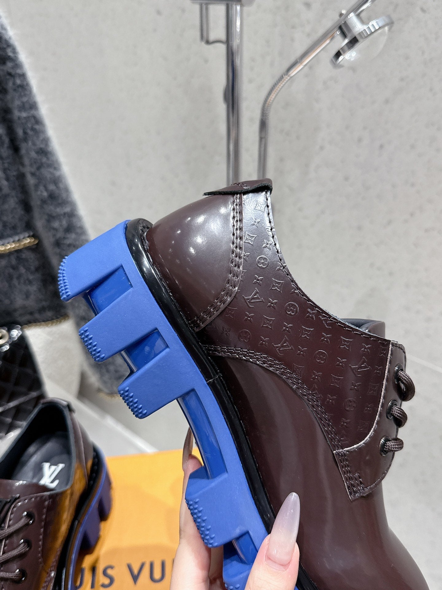 LV Checker Derby Sneaker Brown Patent Leather 610746