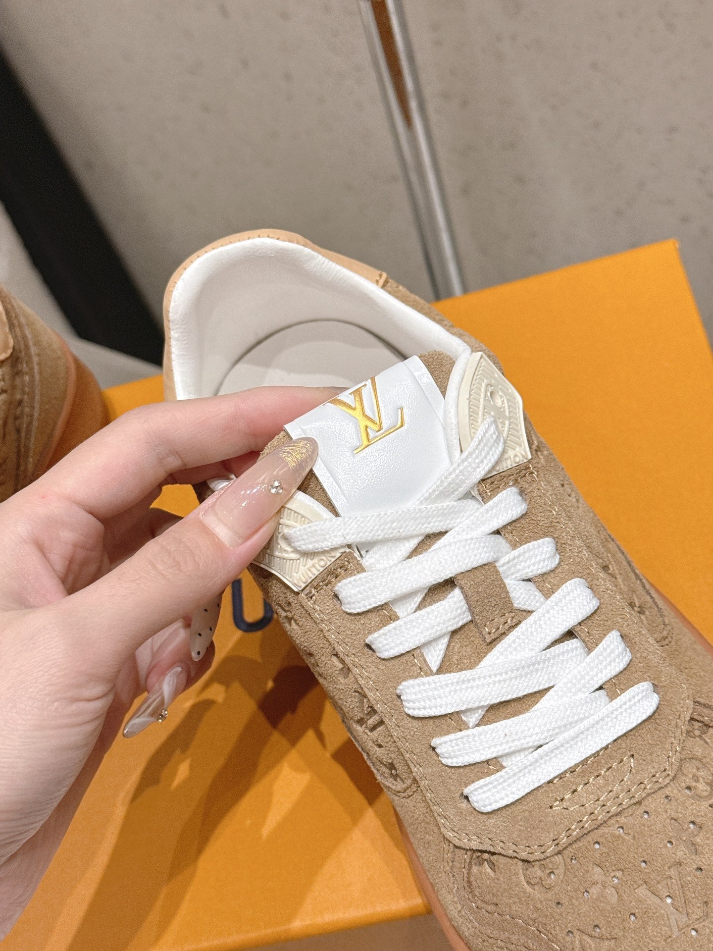 LV Stadium Sneaker Brown Suede 610787