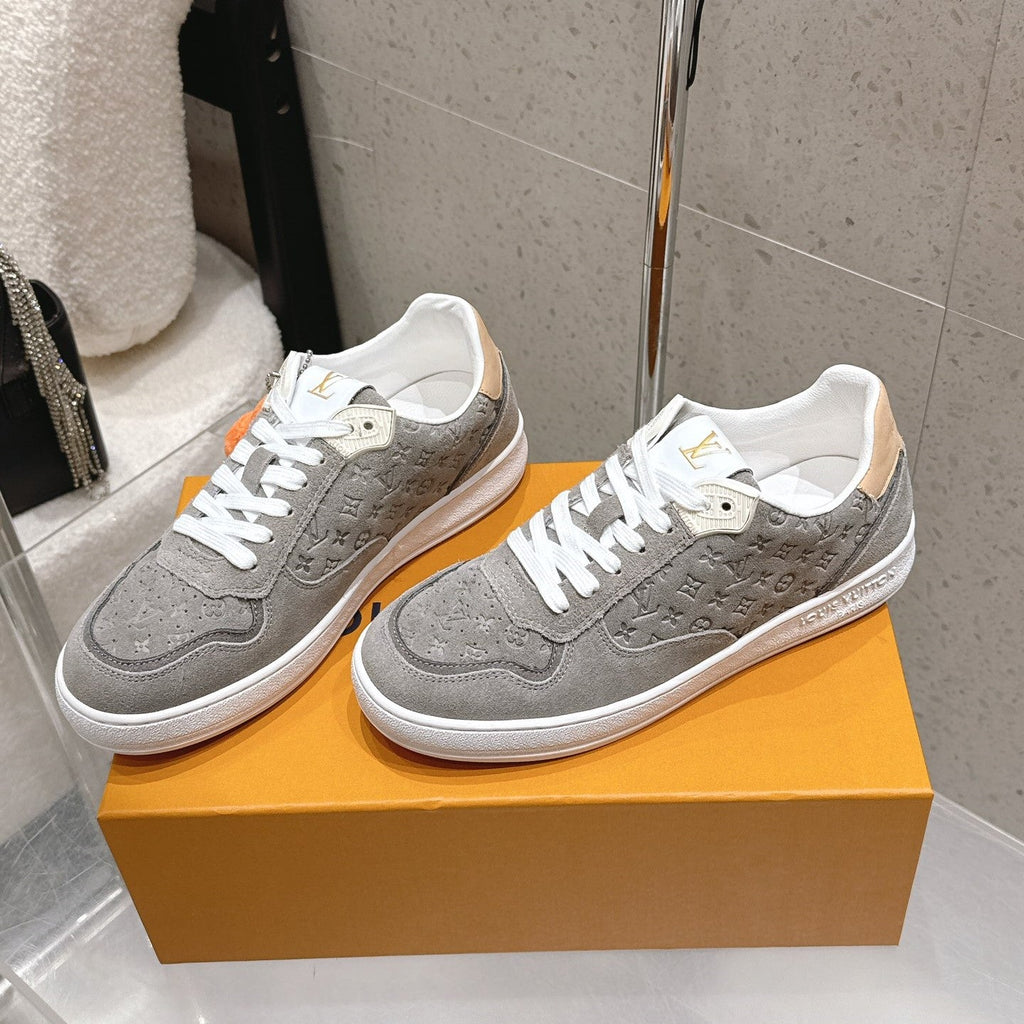 LV Stadium Sneaker Grey Suede 610788