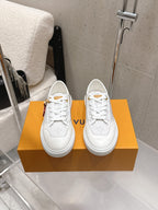 LV x TM Lagoon Sneaker White Canvas Lace 610799