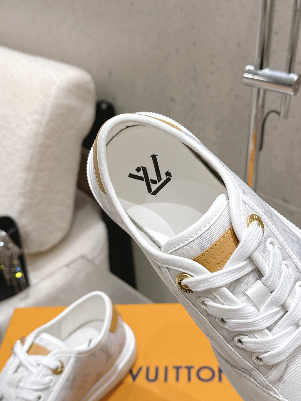 LV x TM Lagoon Sneaker White Canvas Lace 610799