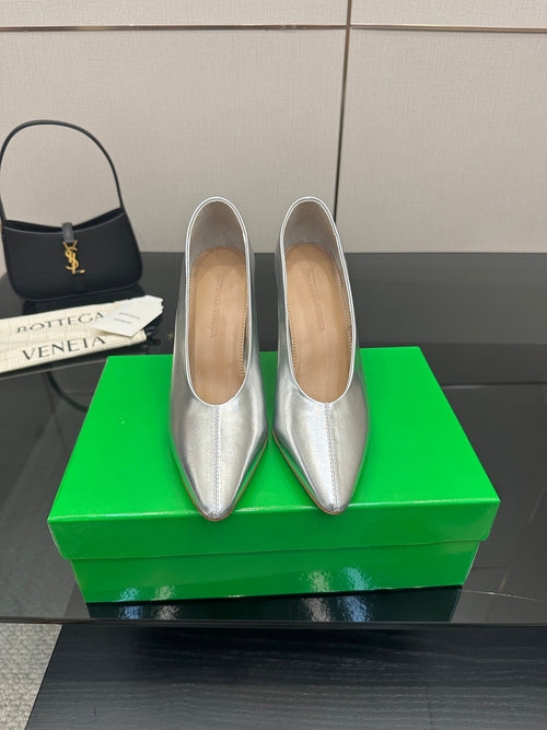 BV Pump 90mm Sliver Calfskin 427646