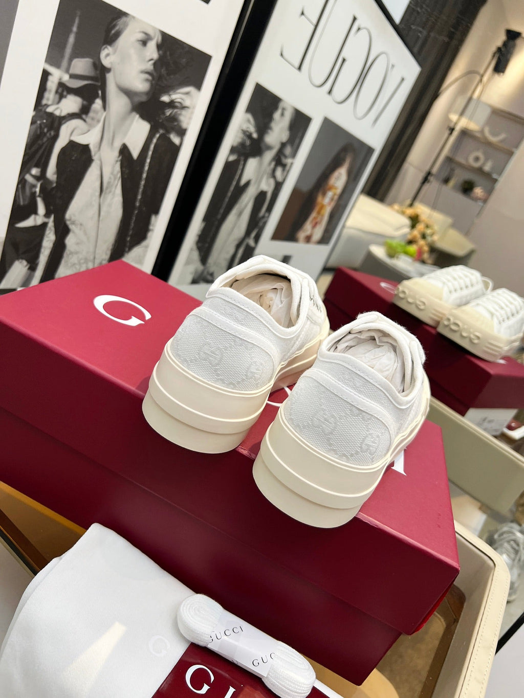 GG Chunky Sneaker White Cream Canvas 547438