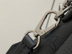 hand it all pm 29cm black mahina calfskin