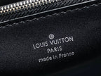 Twist MM Slim 23cm Black Calfskin