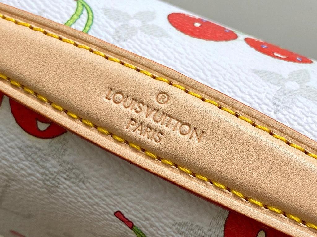 LV x TM Pochette Métis East West 21.5cm White Cherry Canvas