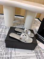 CC 26s Open-toe Sandal Sliver Sheepskin 681939