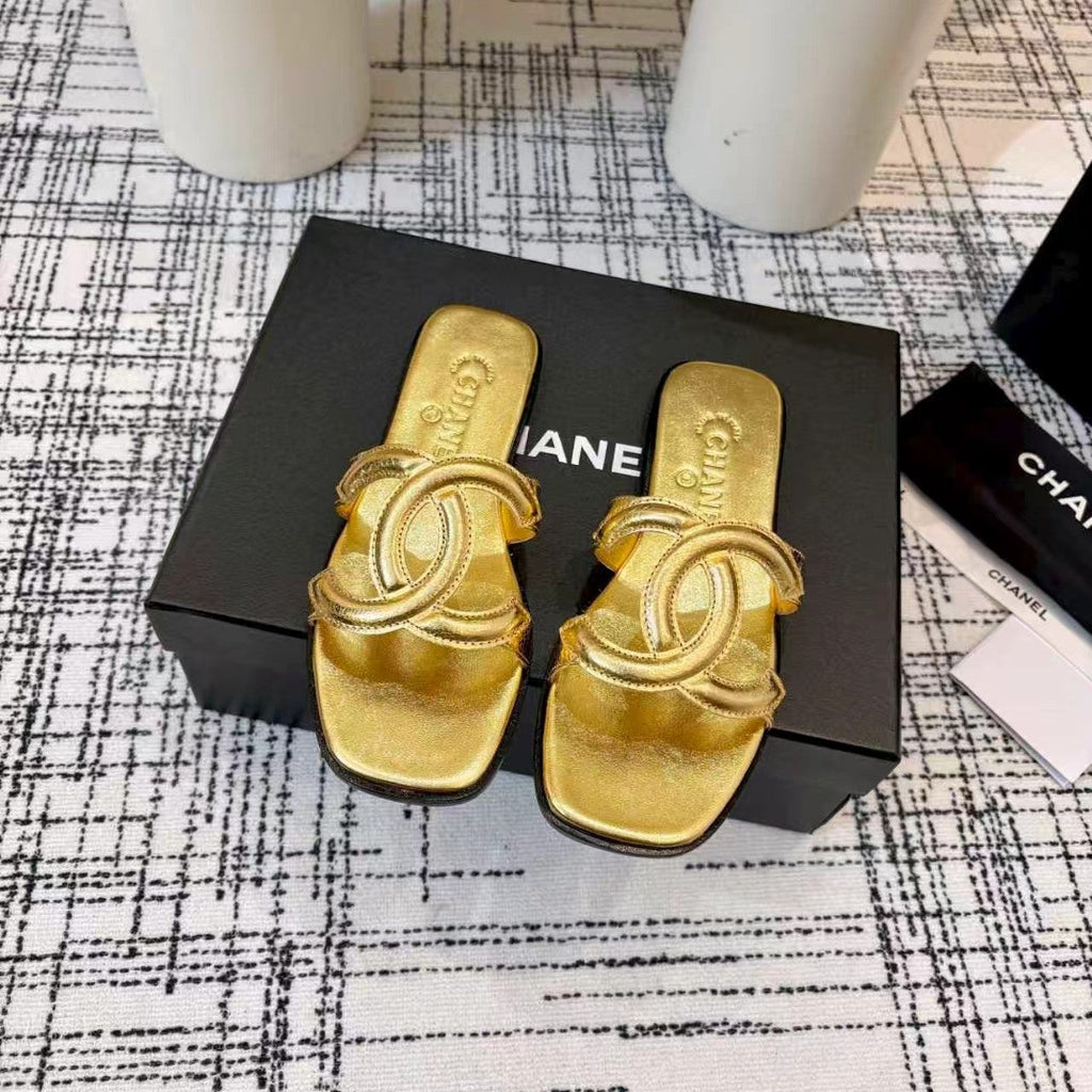 CC 26s Open-toe Sandal Gold Sheepskin 681943