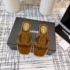 CC 26s Open-toe Sandal Coffee Suede 681946